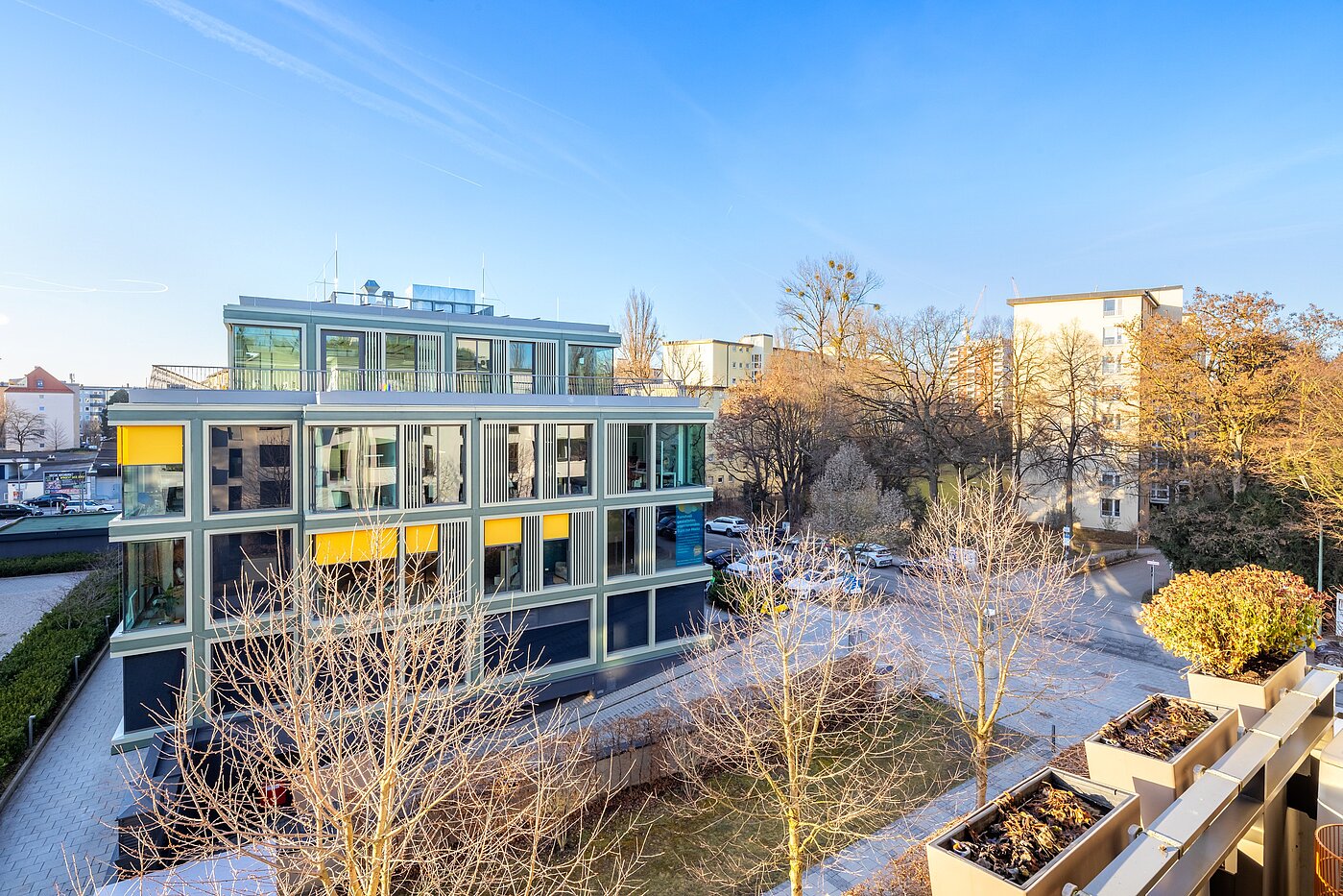 Etagenwohnung mit 4 Zimmern | München-Bogenhausen | 70380 | ... vom Balkon