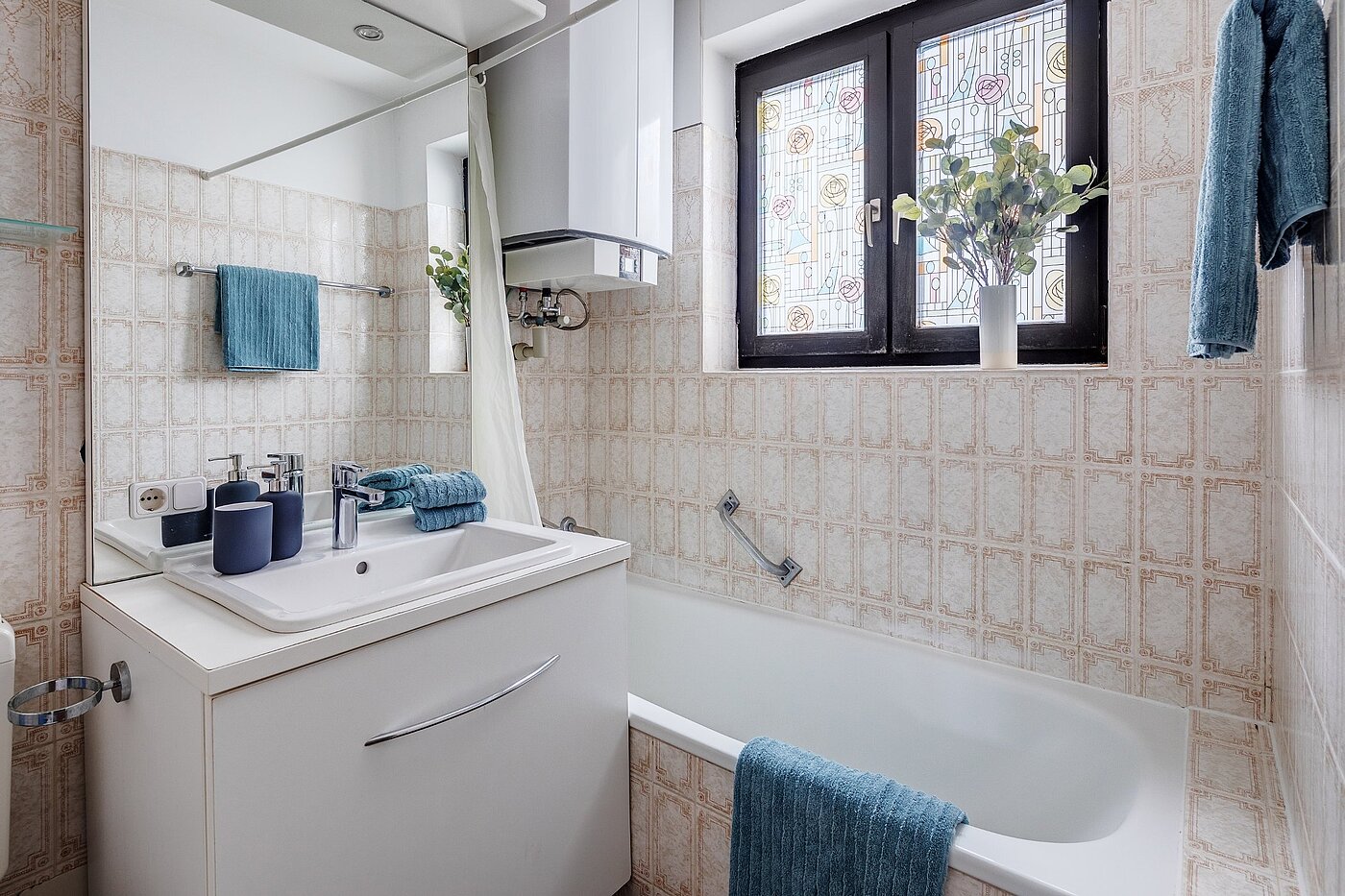 Etagenwohnung mit 2 Zimmern | Karlsfeld | 1906ML2 | Badezimmer