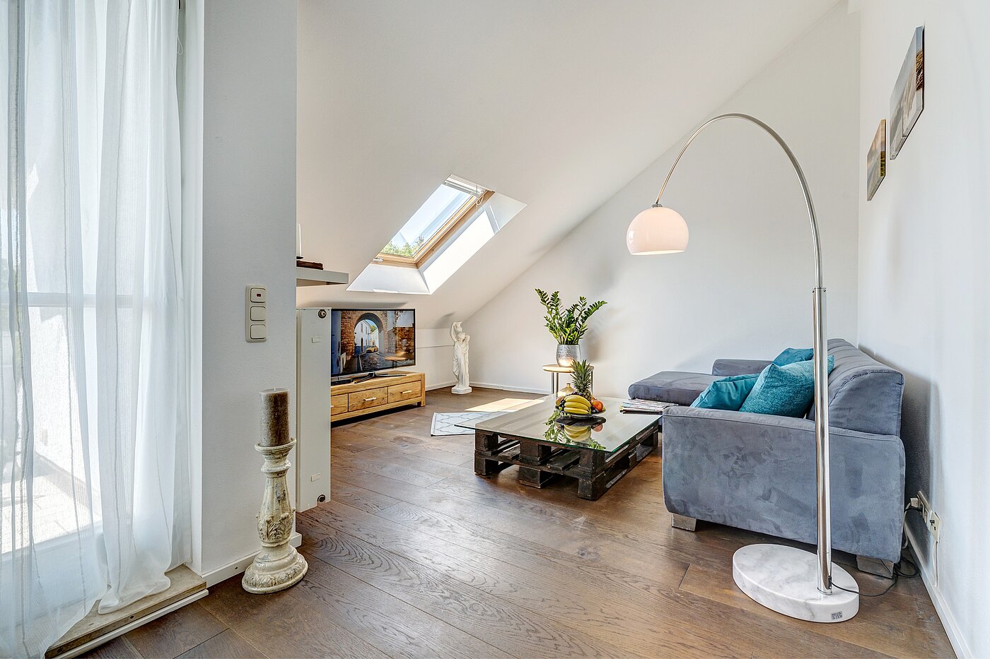 Etagenwohnung mit 2 Zimmern | Neubiberg | 70129 | Wohnen und...