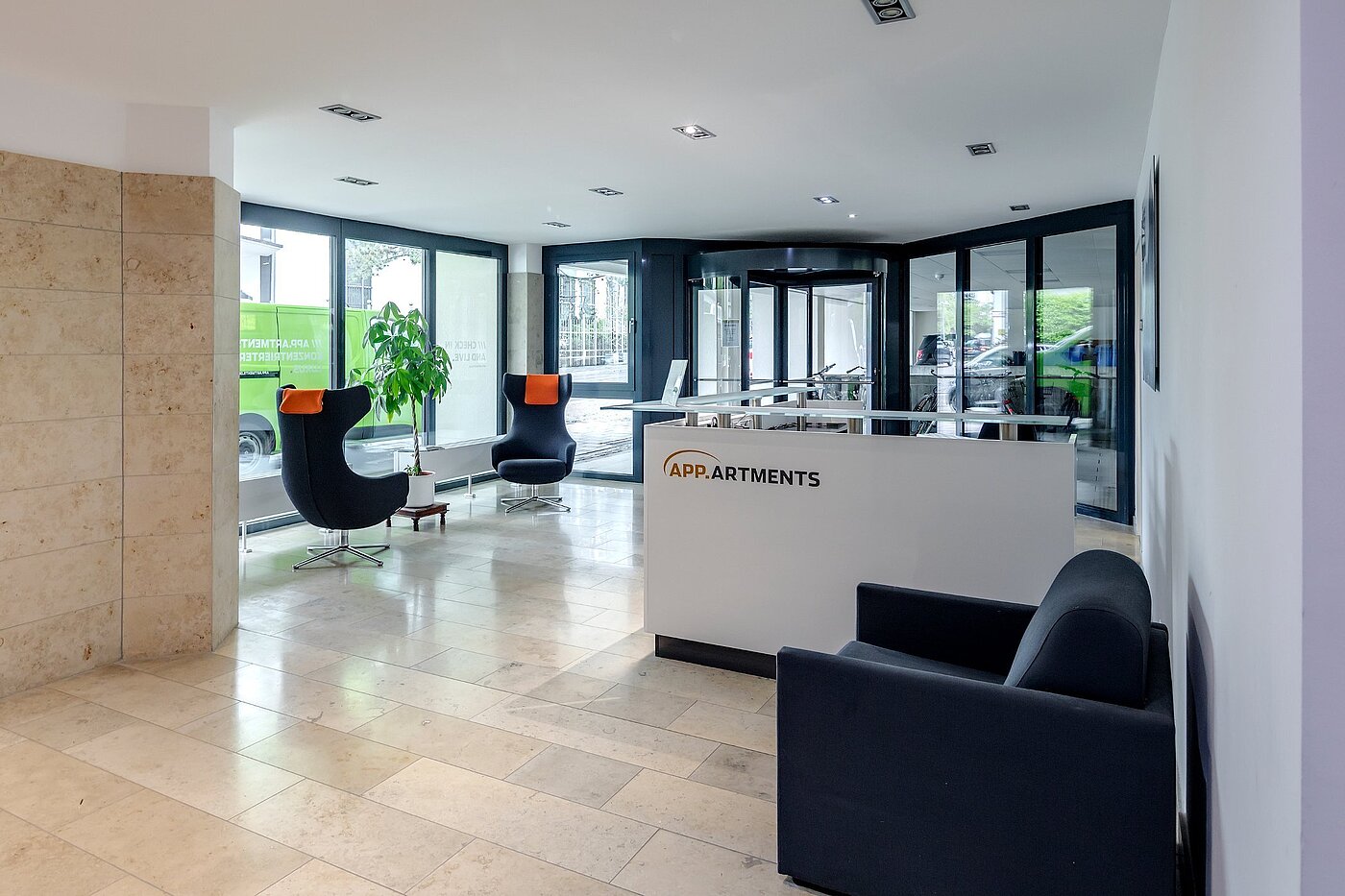 Etagenwohnung mit 1 Zimmer | München-Bogenhausen | 1807ML5 | Empfangsbereich mit Concierge