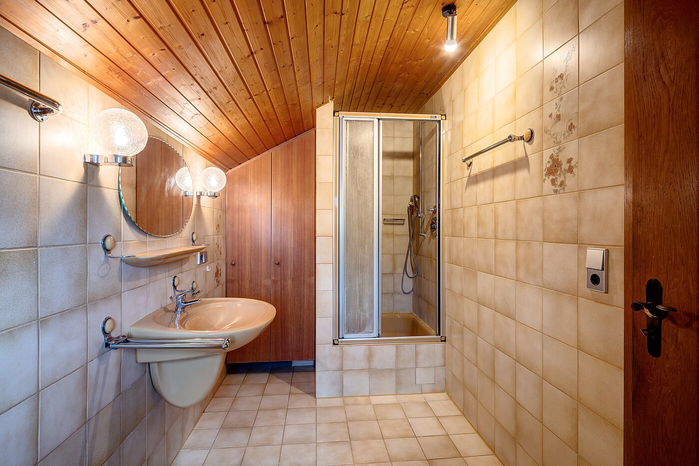 Reiheneckhaus mit 5 Zimmern | Penzberg | 701121 | ...Fenster