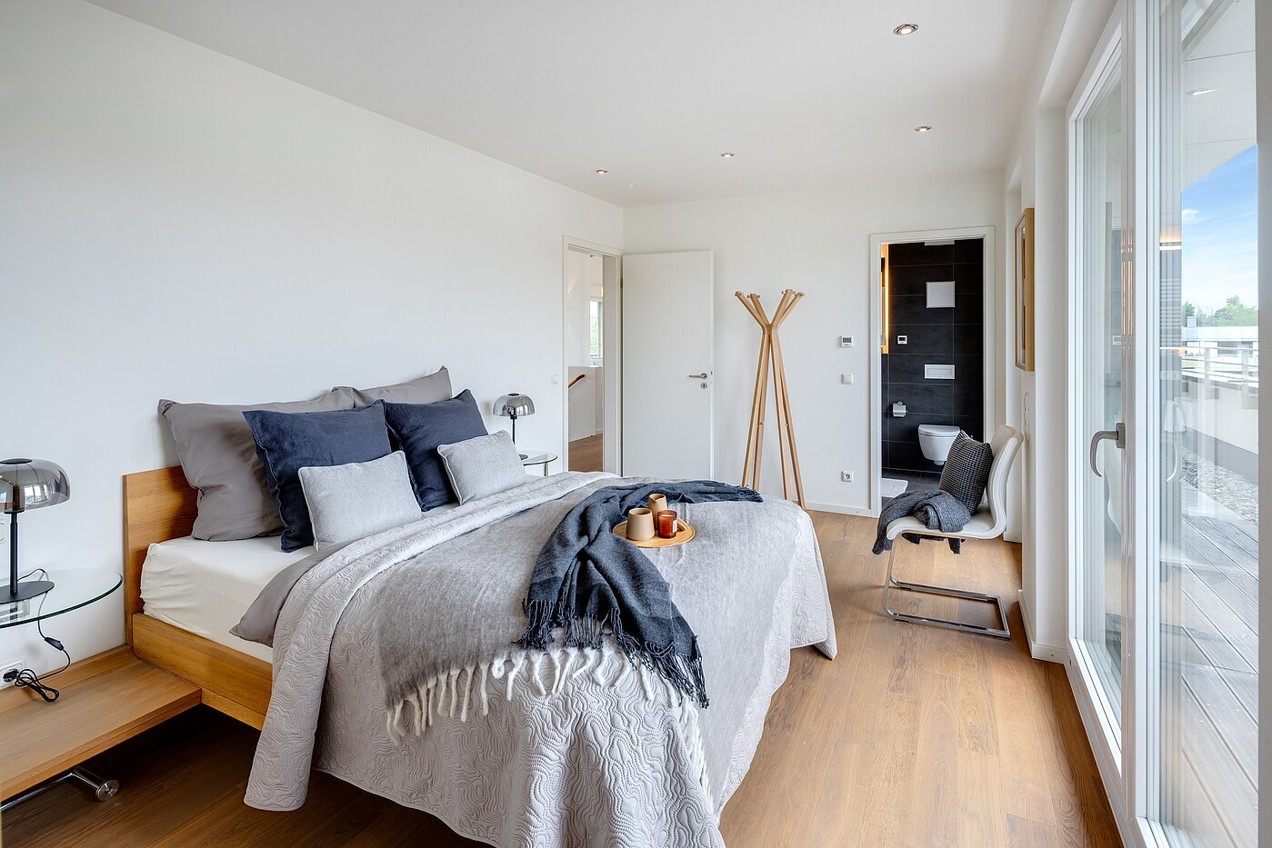 Penthouse mit 3.5 Zimmern | München-Oberföhring | 70237 | ...und zum Duschbad