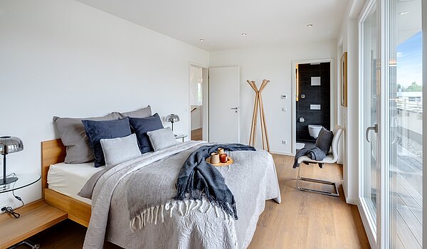 Penthouse mit 3.5 Zimmern | München-Oberföhring | 70237 | ...und zum Duschbad