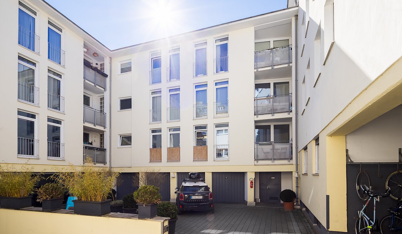 Etagenwohnung mit 3 Zimmern | München-Maxvorstadt | 2203ML31 | Rückgebäude