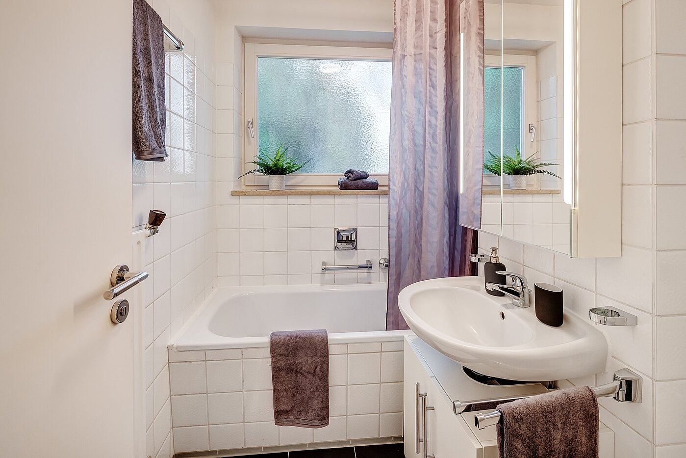 Etagenwohnung mit 1 Zimmer | München-Solln | 2109ML4 | ...mit großem Fenster