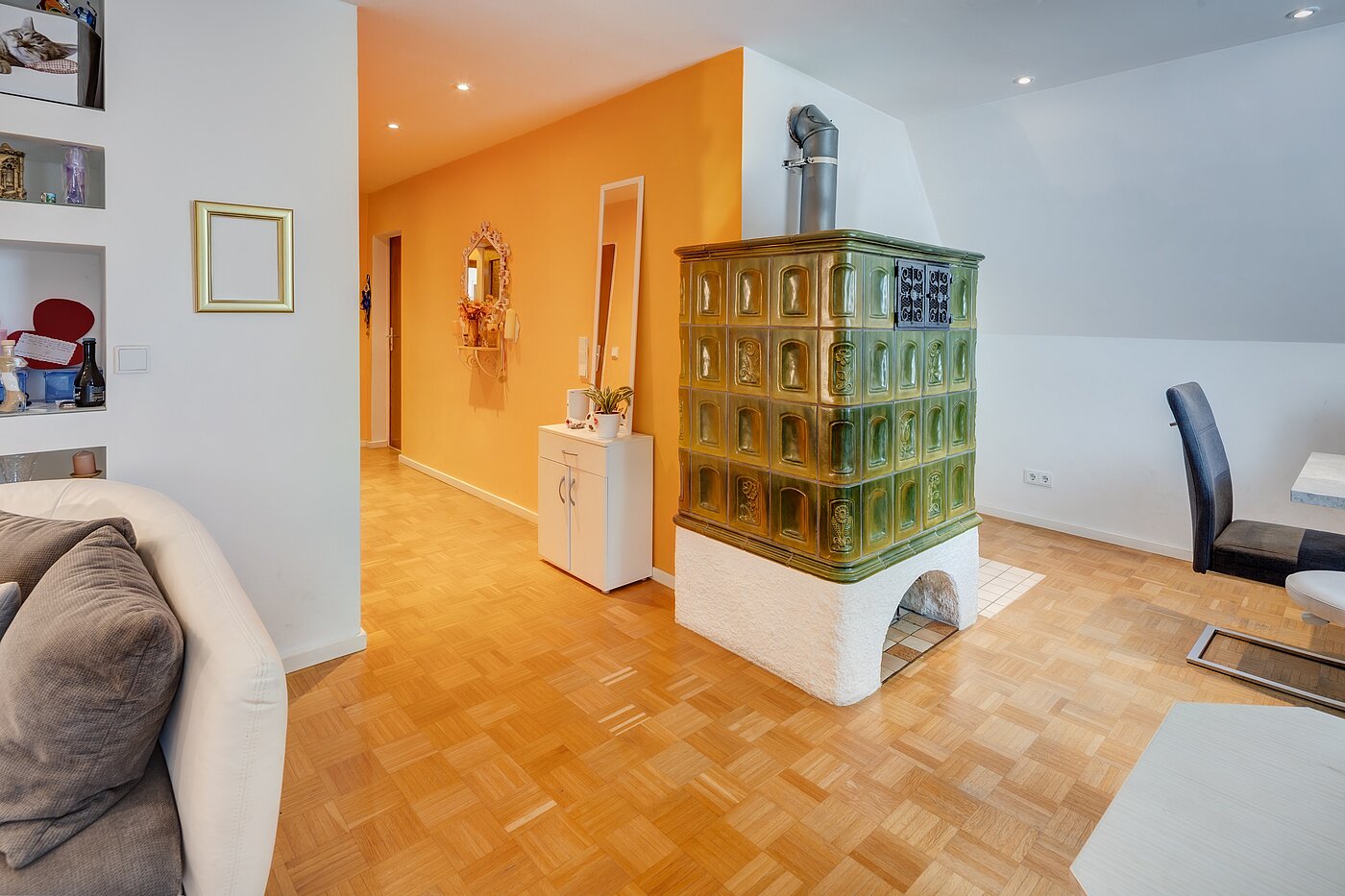 Einfamilienhaus mit 8 Zimmern | 70229 | ...und Kachelofen