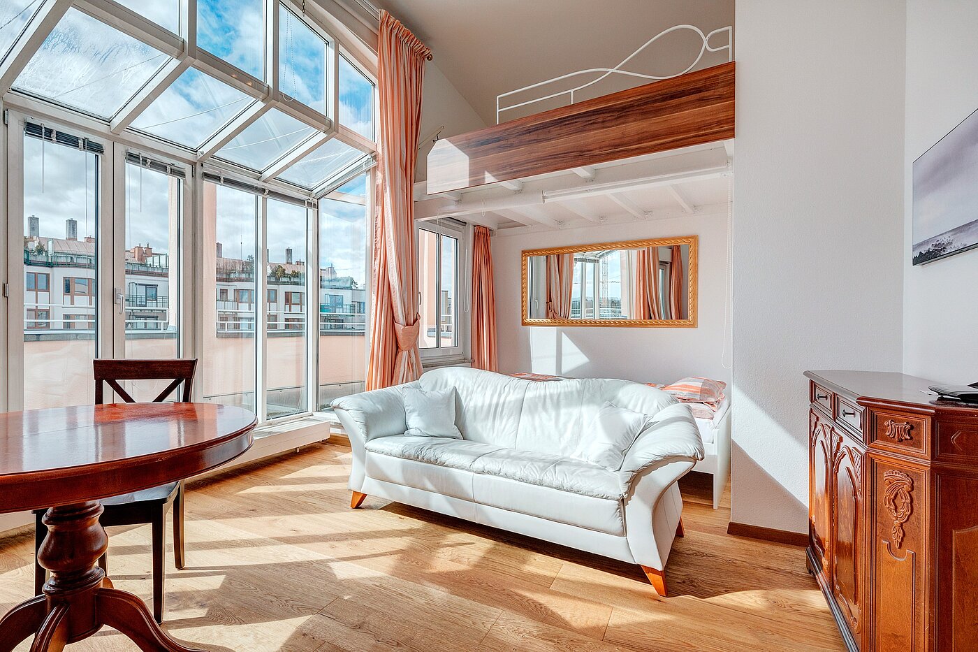 Etagenwohnung mit 1 Zimmer | München-Perlach | 2204ML8 | Lichtdurchflutetes Apartment...