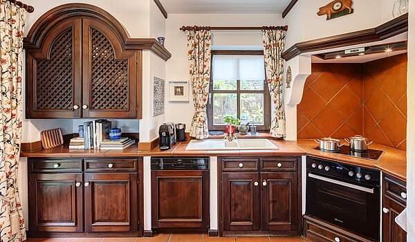 Einfamilienhaus mit 4 Zimmern | Neubiberg | 70429 | Mediterrane Einbauküche