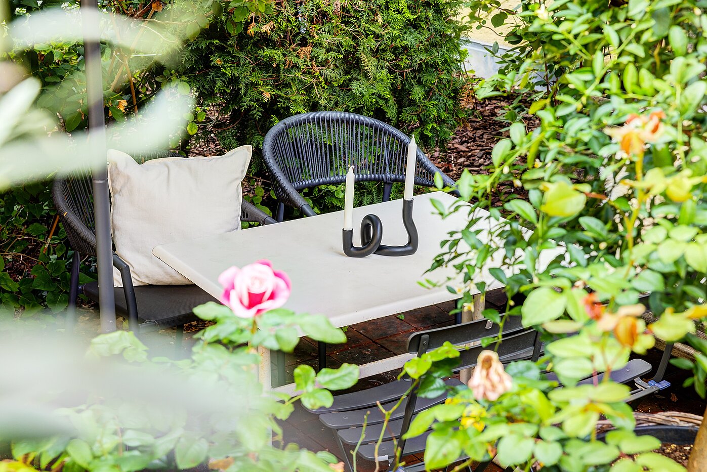 Erdgeschosswohnung mit 1 Zimmer | München-Haidhausen | 70228 | ...Rosen - Entspannung pur!