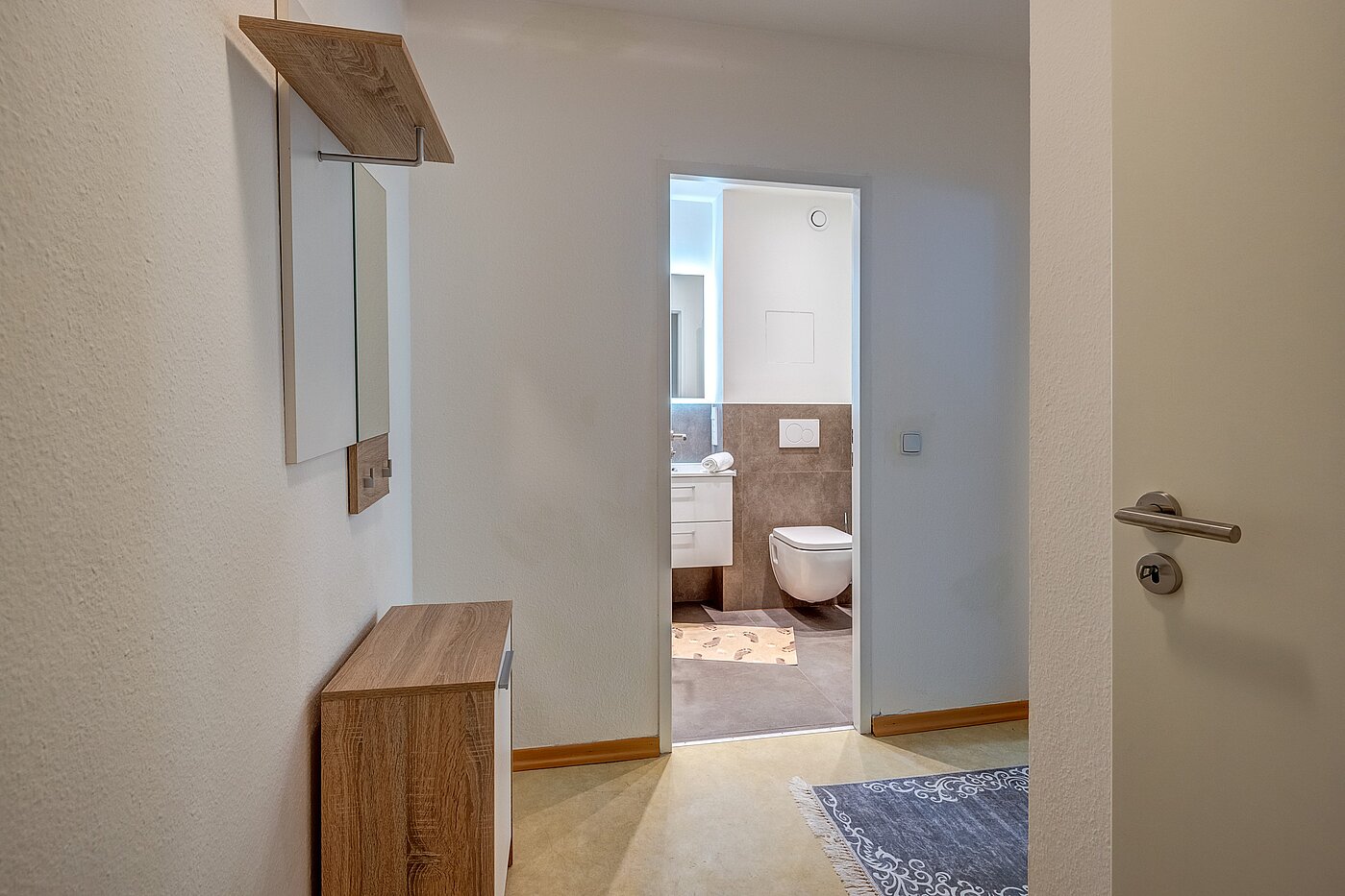 Apartment mit 1 Zimmer | München-Milbertshofen | 702251 | Eingangsbereich mit Garderobe