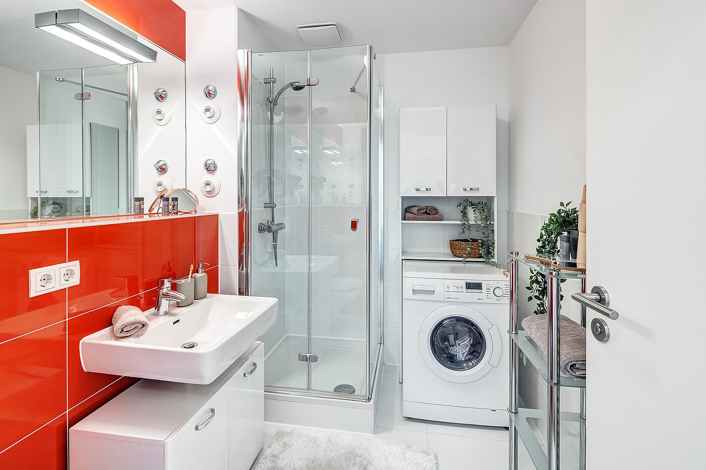 Erdgeschosswohnung mit 2 Zimmern | München-Riem | 2201ML1 | ...Dusche und Waschtrockner