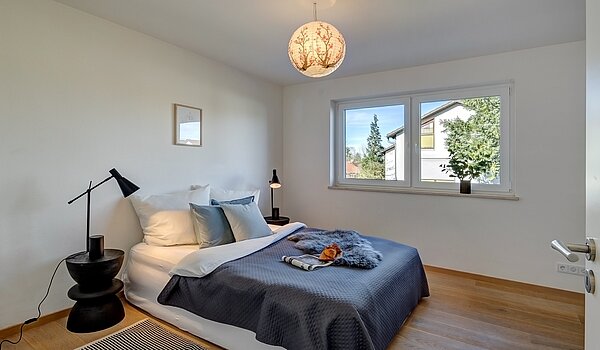 Etagenwohnung mit 4 Zimmern | Ismaning | 700081 | Schlafzimmer im Obergeschoss