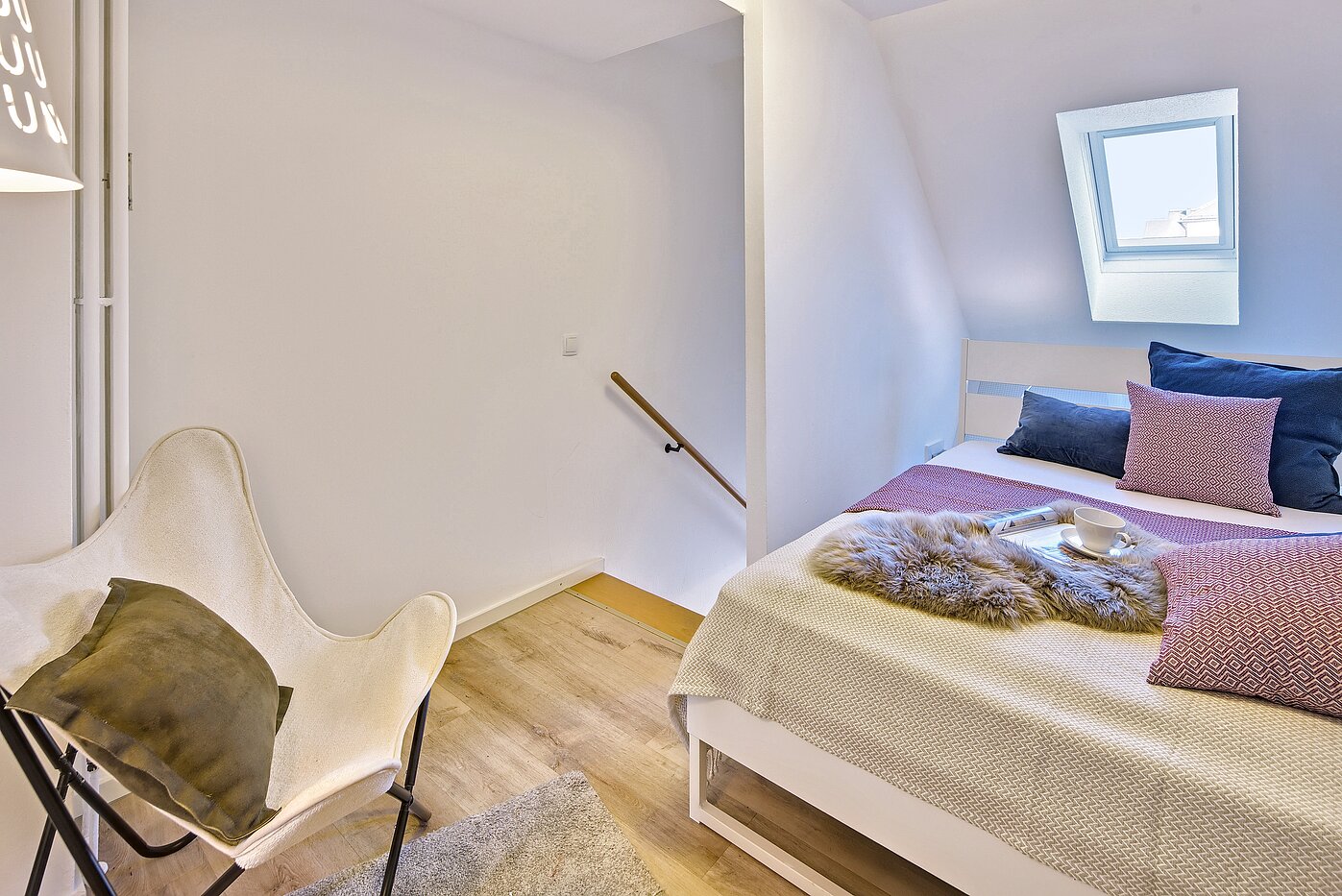 Apartment mit 1.5 Zimmern | München-Maxvorstadt | 70273 | Schlafen und...