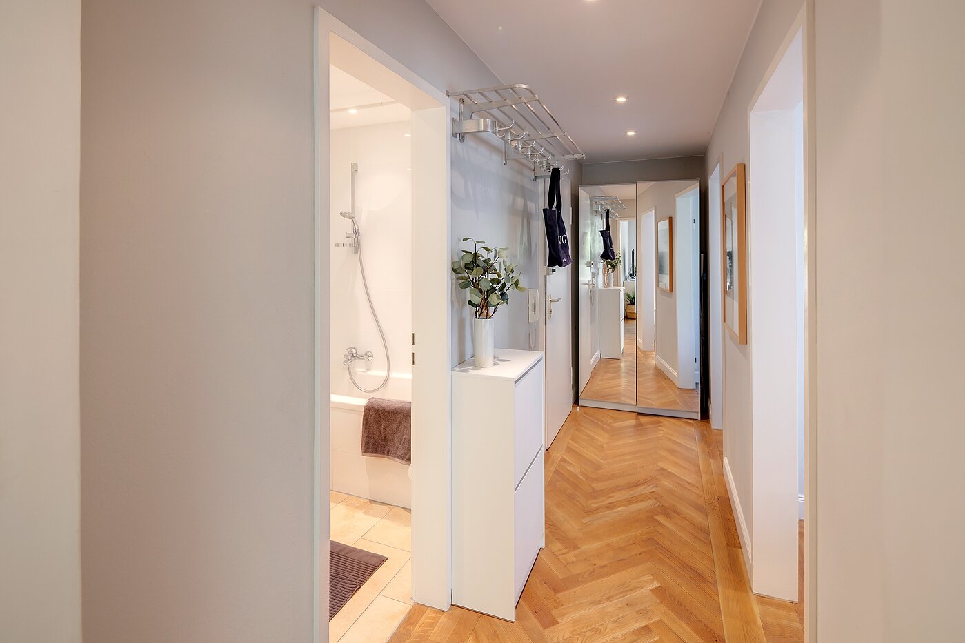 Etagenwohnung mit 2 Zimmern | München-Thalkirchen | 2204ML5 | Stilvolles Fischgrät-Parkett...