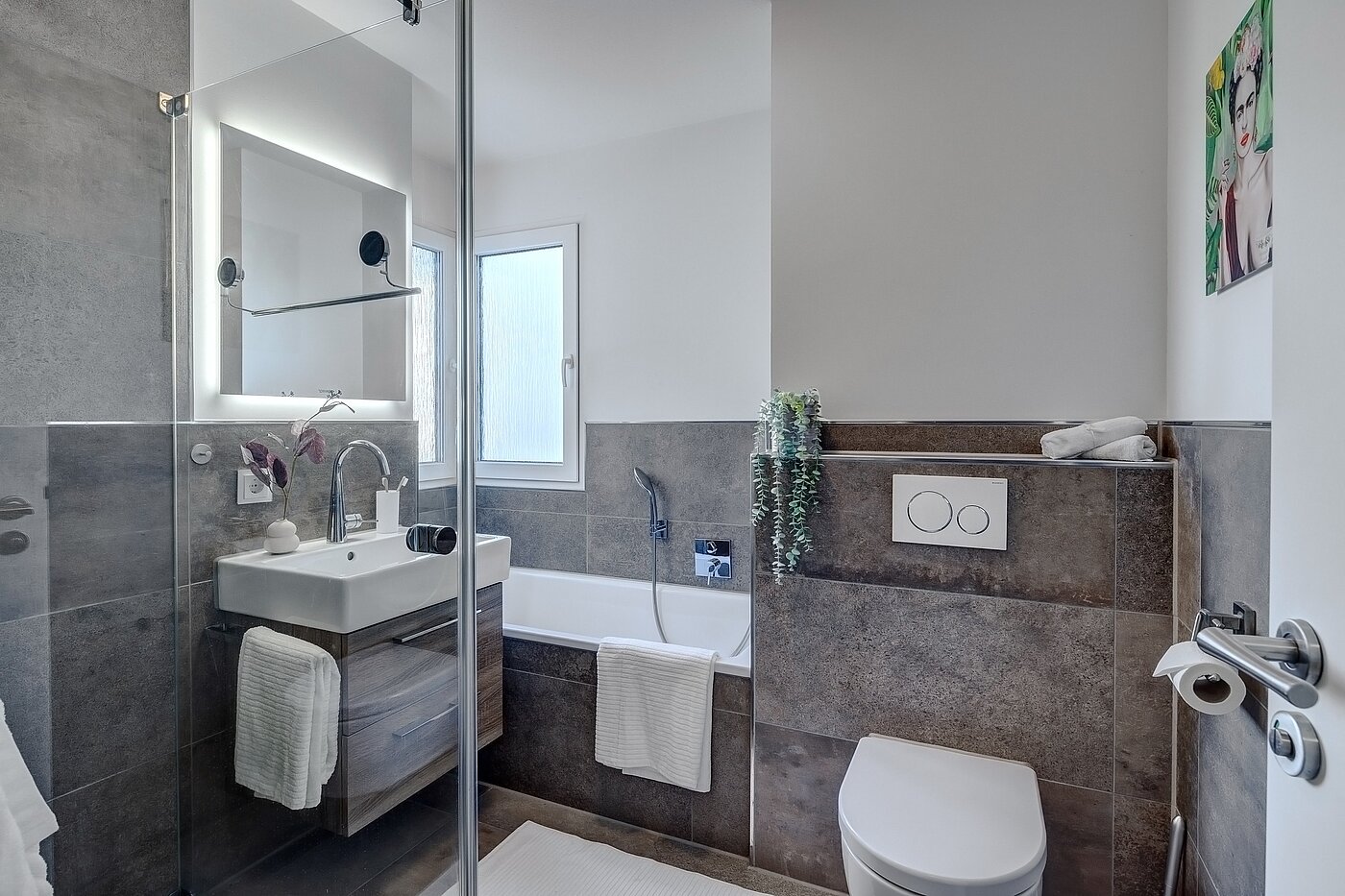 Etagenwohnung mit 4 Zimmern | Ismaning | 700081 | Stilvolles Badezimmer
