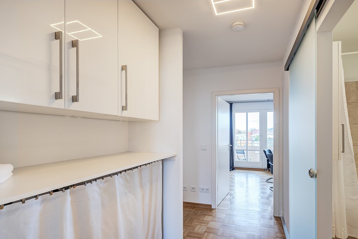 Etagenwohnung mit 3 Zimmern | München-Schwabing | 70299 | Flur