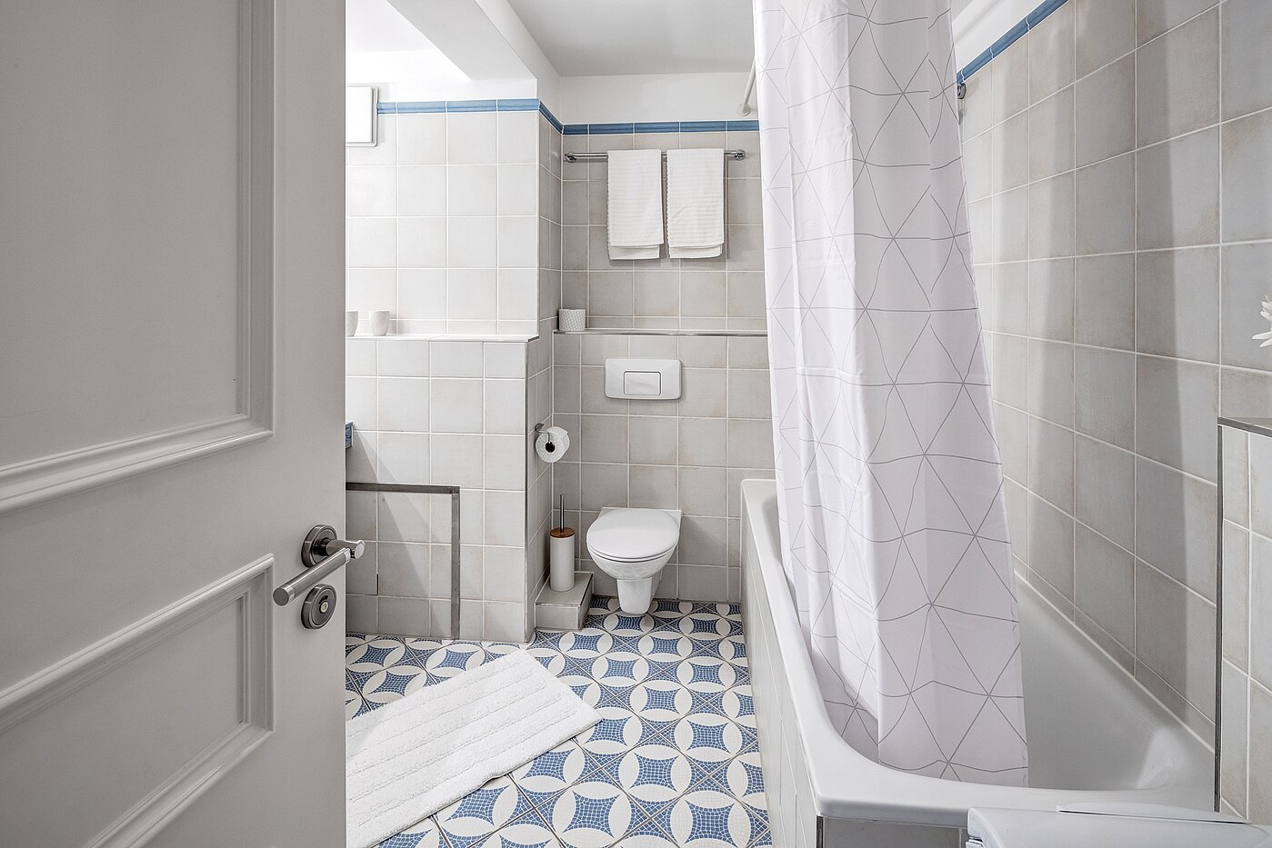 Etagenwohnung mit 3 Zimmern | München-Schwabing | 2212ML1 | Italienische Fliesen im...