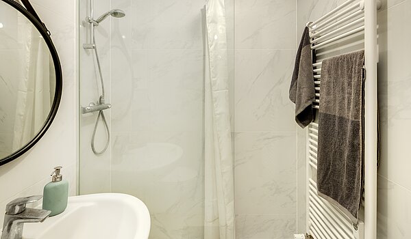 Etagenwohnung mit 3 Zimmern | München-Schwabing | 703181 | ...Dusche