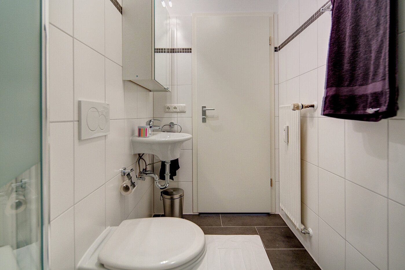 Etagenwohnung mit 1 Zimmer | München-Berg am Laim | 70064 | Badezimmer...
