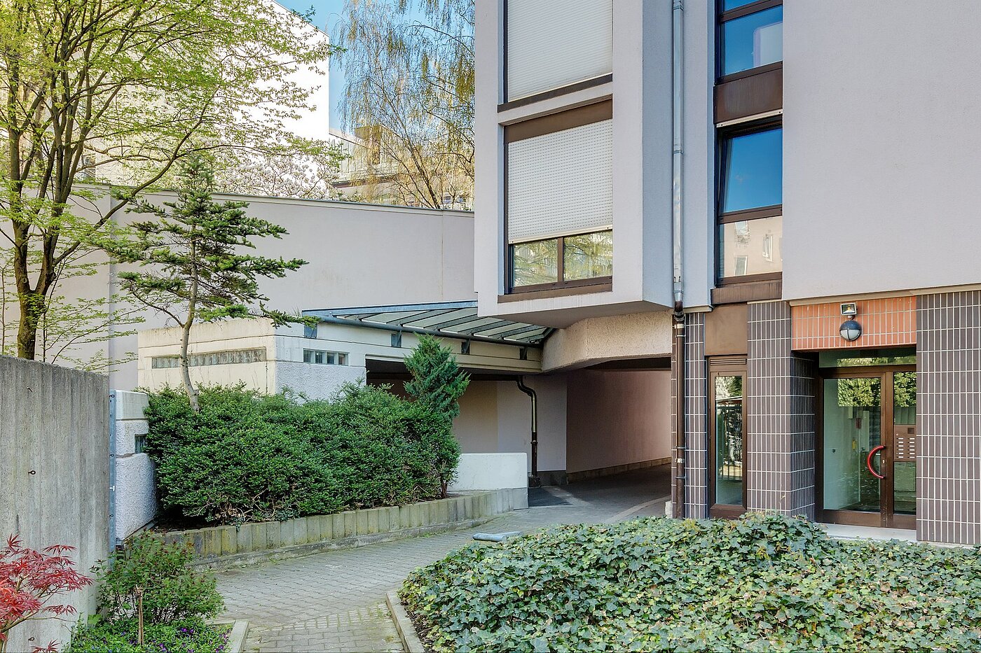 Etagenwohnung mit 2 Zimmern | München-Isarvorstadt | 1804ML1 | Tiefgarageneinfahrt