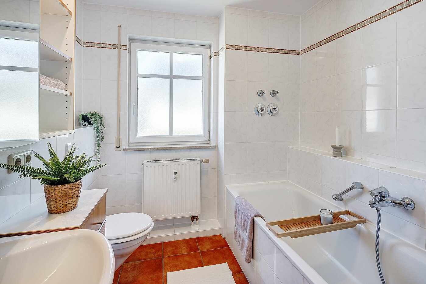 Etagenwohnung mit 3 Zimmern | München-Ramersdorf | 2206ML4 | Tageslichtbad mit...