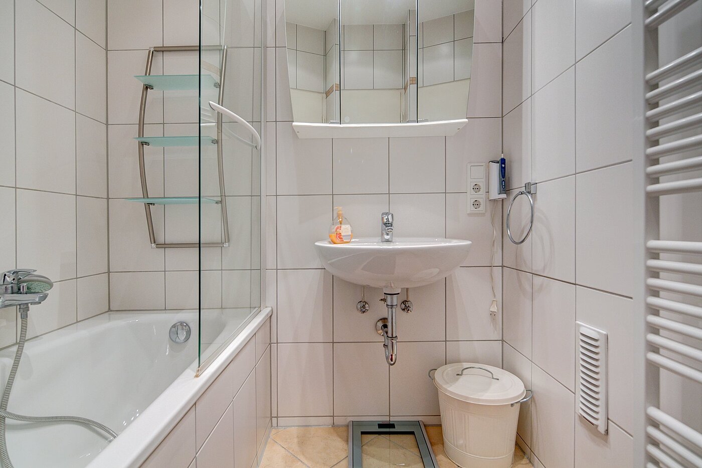 Etagenwohnung mit 2 Zimmern | München-Laim | 1909ML3 | Bad