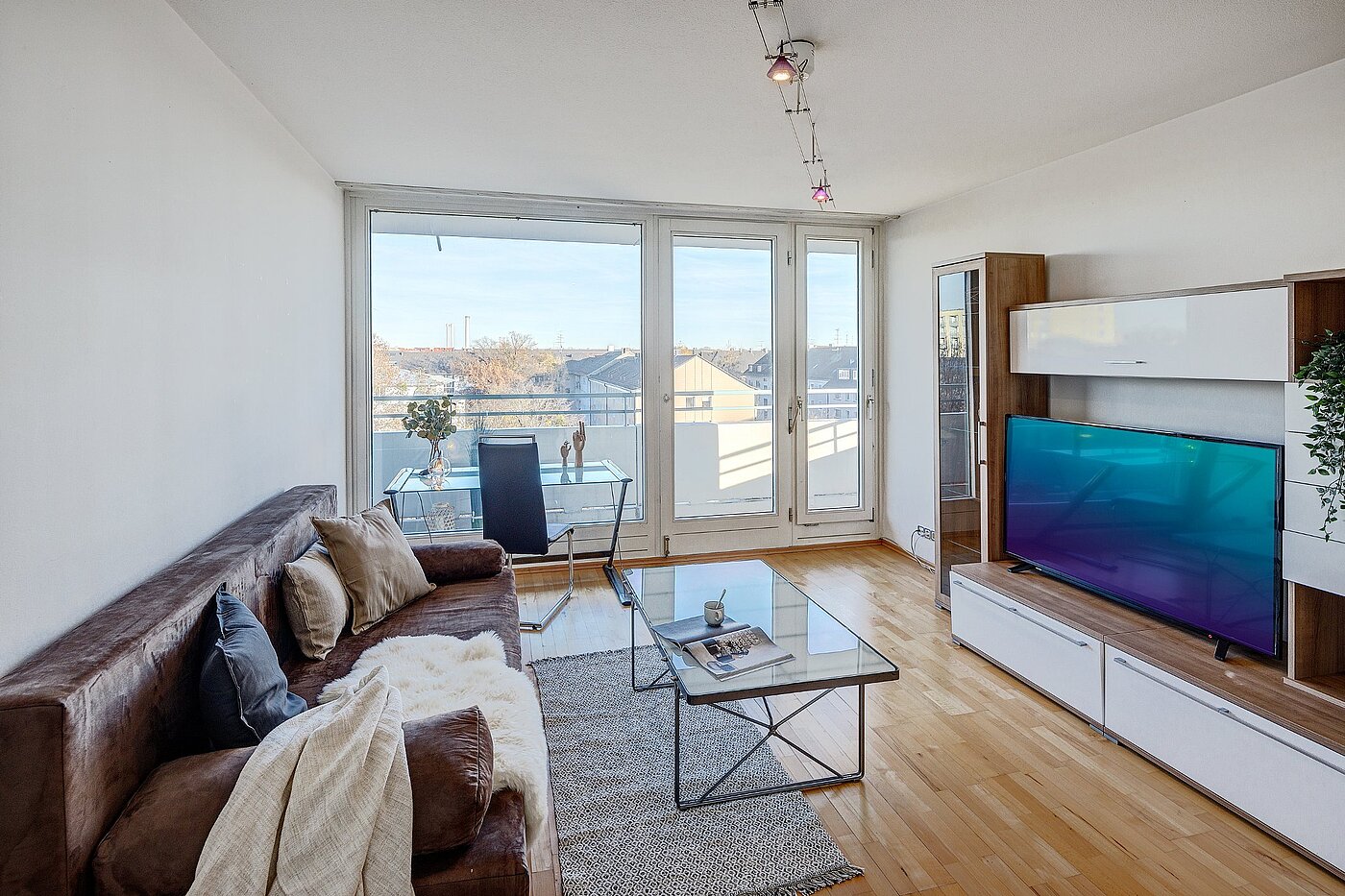 Etagenwohnung mit 2 Zimmern | München-Sendling-Westpark | 2010ML9 | Helles Wohnzimmer...
