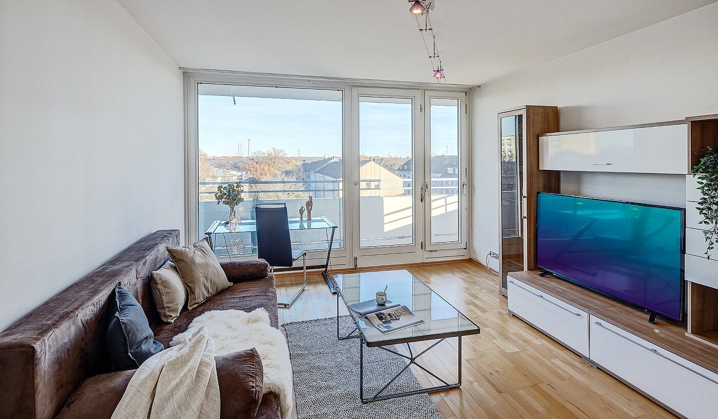 Etagenwohnung mit 2 Zimmern | München-Sendling-Westpark | 2010ML9 | Helles Wohnzimmer...