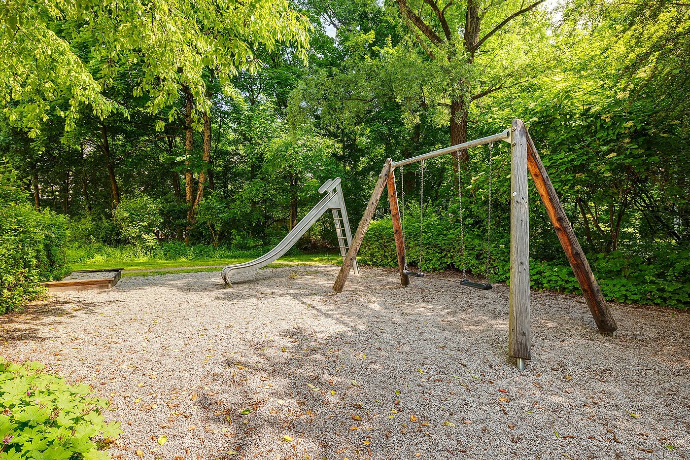 Etagenwohnung mit 1 Zimmer | München-Schwabing | 2104ML4 | Spielplatz