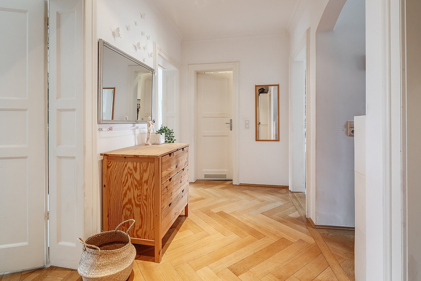 Etagenwohnung mit 2.5 Zimmern | München-Au | 2002ML5 | Dielenbereich mit Garderobe