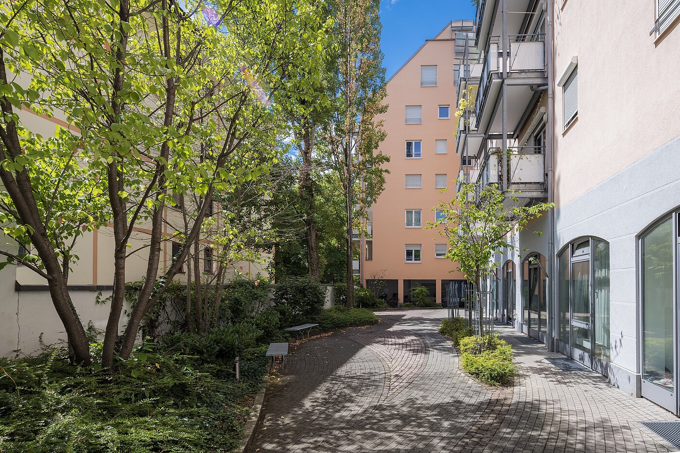 Etagenwohnung mit 1 Zimmer | München-Maxvorstadt | 2206ML5 | Sehr ruhiger, begrünter Innenhof