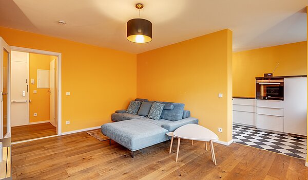 Etagenwohnung mit 2 Zimmern | München-Bogenhausen | 70287 | ...gemütlicher Couchecke