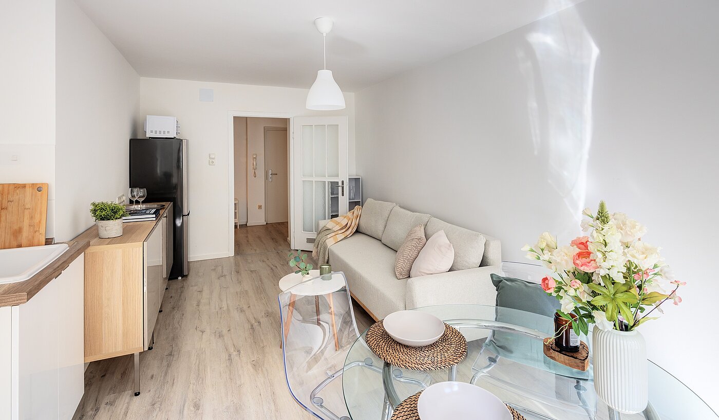 Etagenwohnung mit 2 Zimmern | München-Sendling | 70220 | Wohnbereich