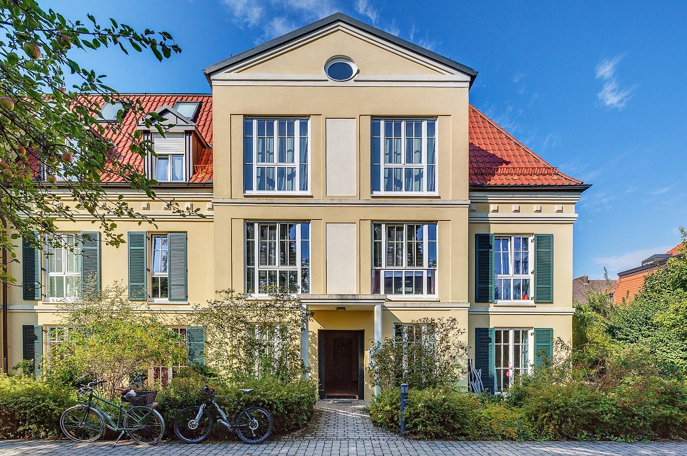 Etagenwohnung mit 3 Zimmern | München-Solln | 1809ML1