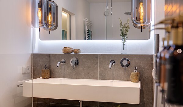 Etagenwohnung mit 3 Zimmern | München-Sendling | 70167 | Doppelwaschbecken