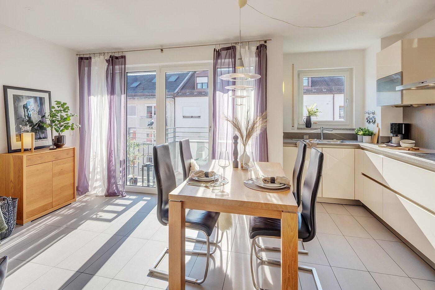 Etagenwohnung mit 2.5 Zimmern | München-Obergiesing | 70270 | Große Fensterfronten