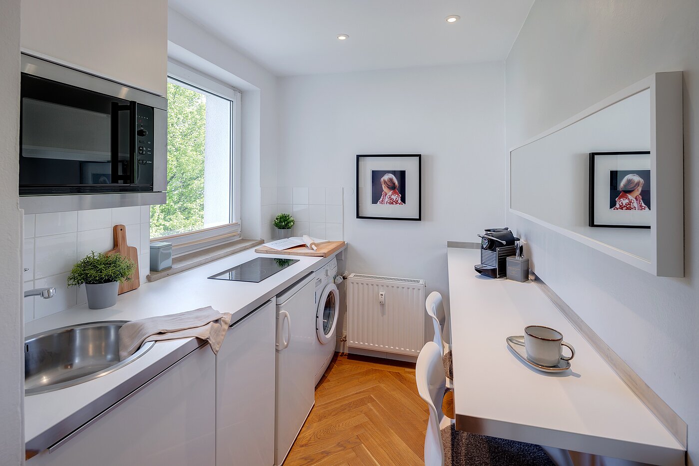 Etagenwohnung mit 2 Zimmern | München-Thalkirchen | 2204ML5 | Küche mit Esstheke...