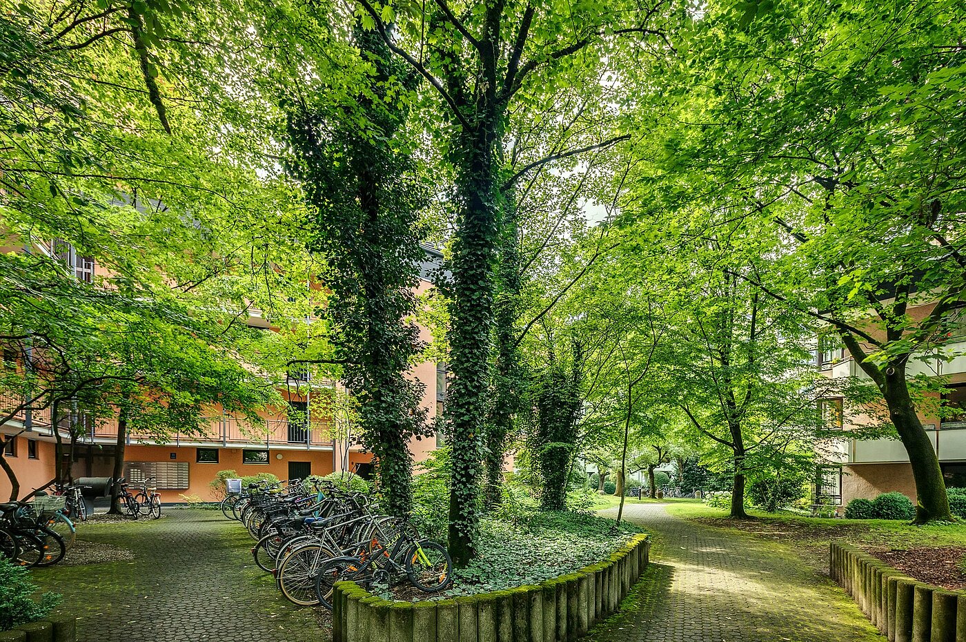 Etagenwohnung mit 1 Zimmer | München-Haidhausen | 2102ML4 | Zugang zum Haus im Sommer