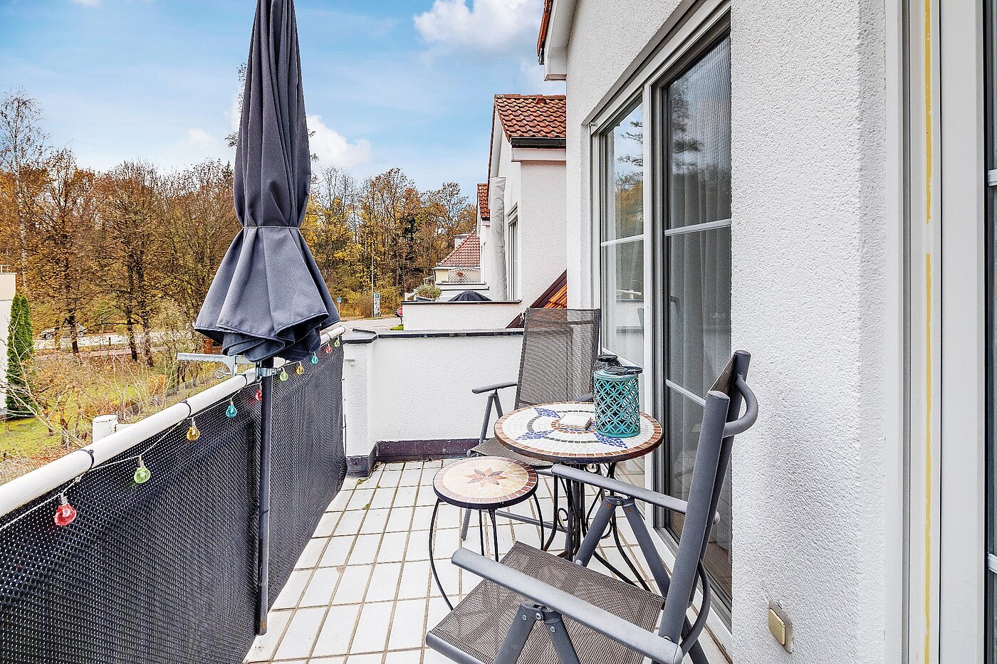 Etagenwohnung mit 2 Zimmern | Unterhaching | 2004ML7 | sonniger Balkon...