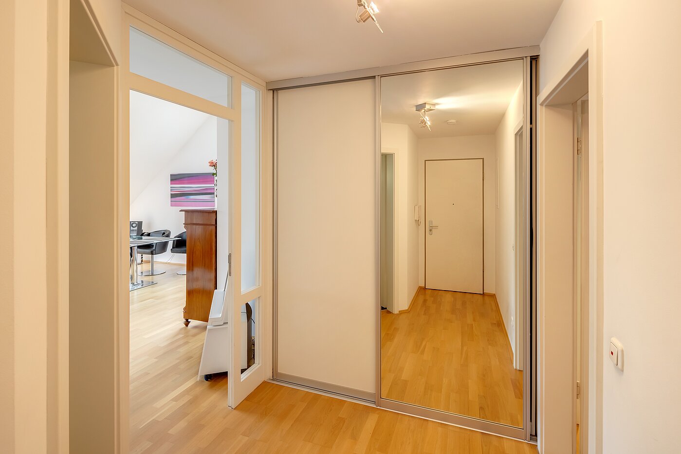 Maisonettewohnung mit 2.5 Zimmern | München-Solln | 701961 | Geräumige Diele
