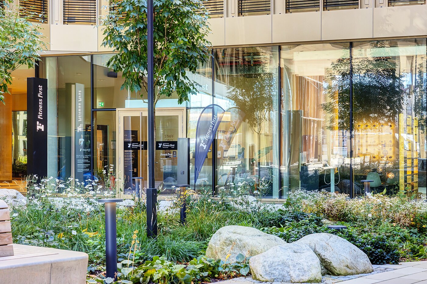 Apartment mit 1.5 Zimmern | München-Bogenhausen | 702971 | ...Innenhof