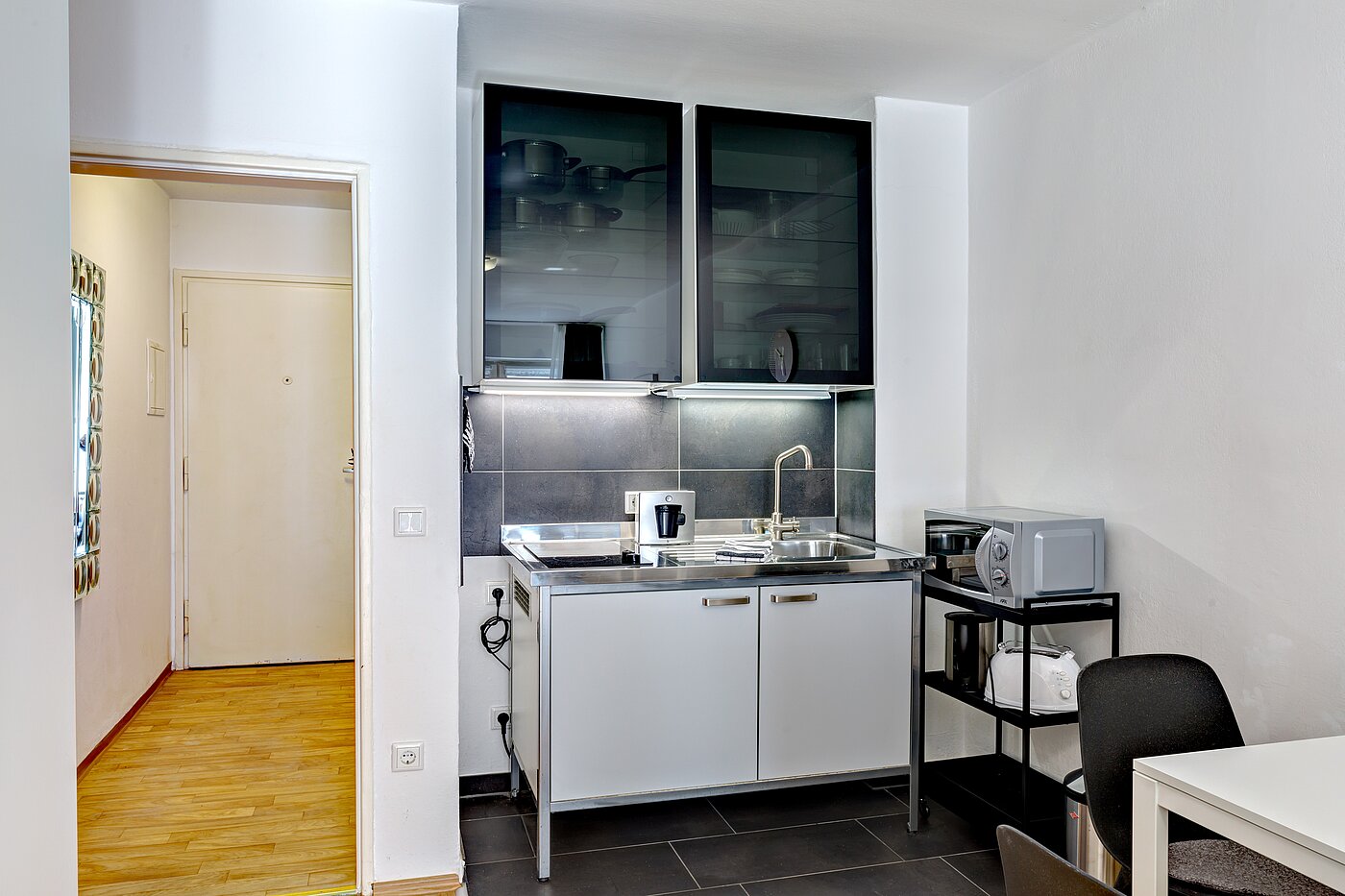 Etagenwohnung mit 1 Zimmer | München-Solln | 70137 | Integrierte Einbauküche