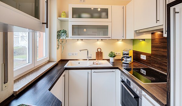 Etagenwohnung mit 2 Zimmern | München-Schwabing | 703161 | Helle Fronten