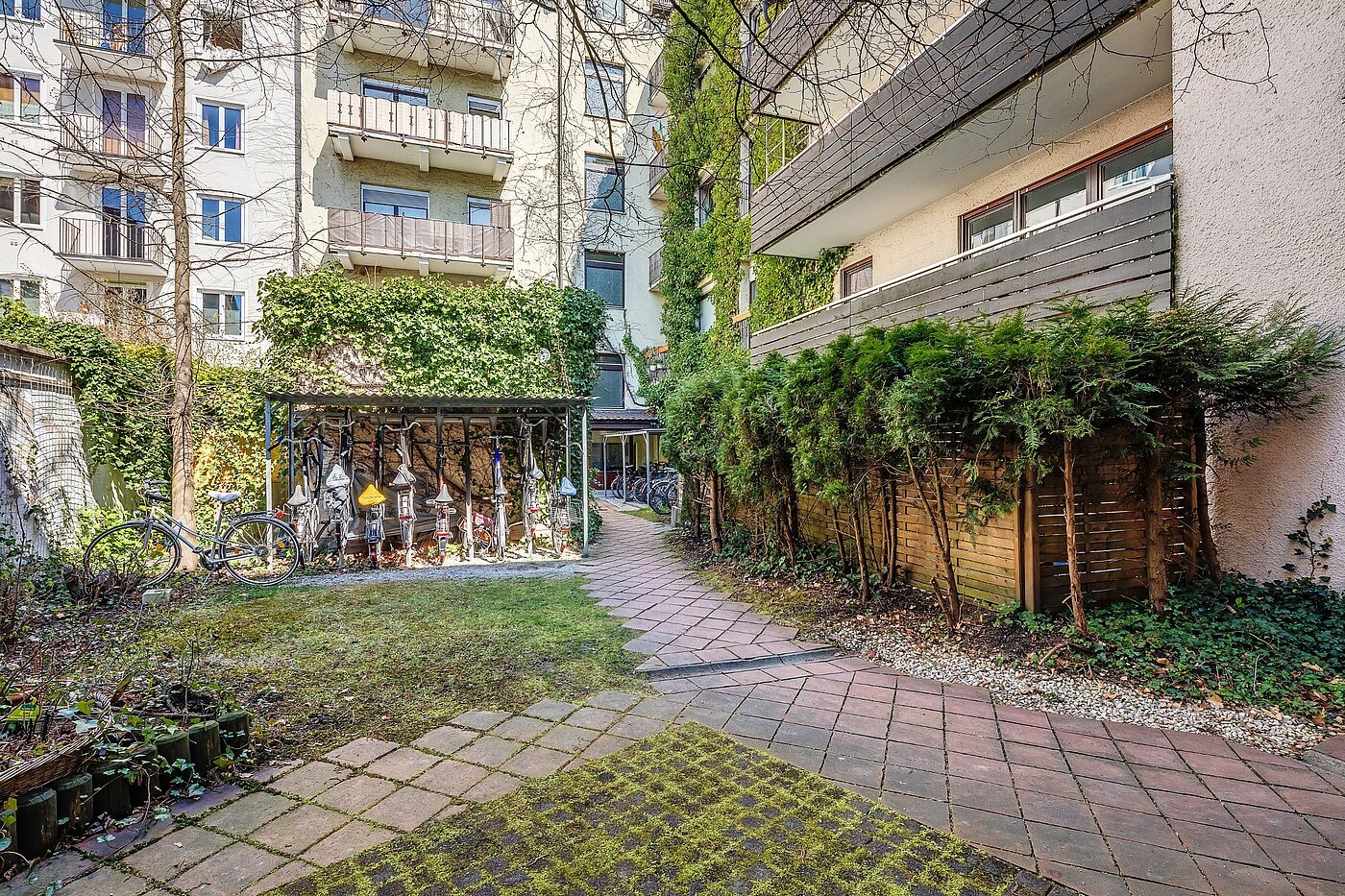 Etagenwohnung mit 2 Zimmern | München-Untergiesing | 2003ML12 | ...mit Fahrradabstellflächen