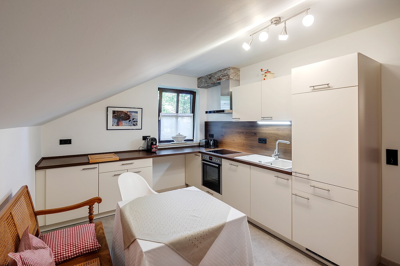 Einfamilienhaus mit 4 Zimmern | Neubiberg | 70429 | Küche im OG