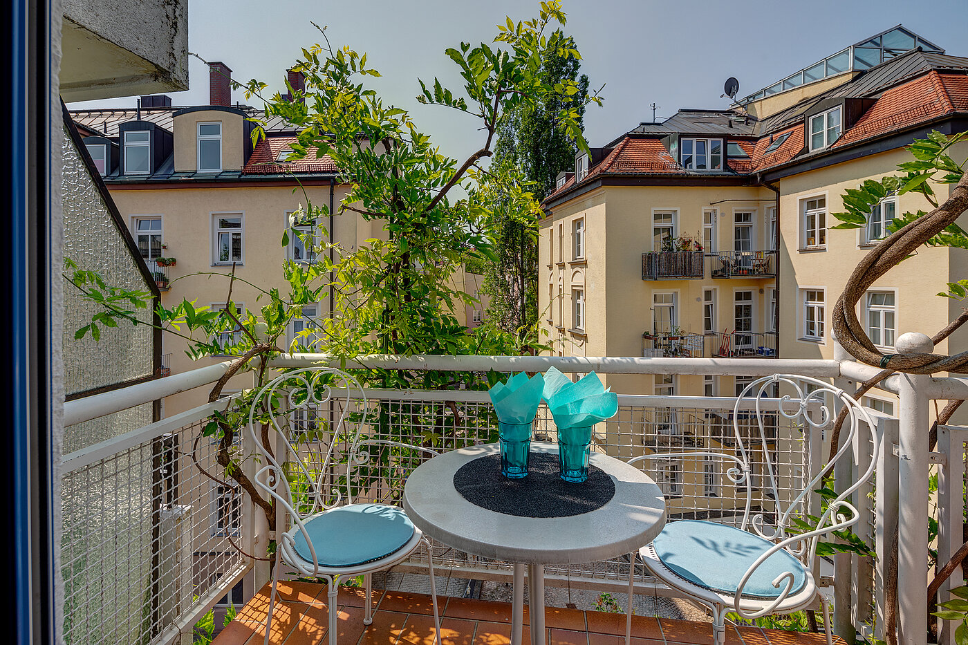 Etagenwohnung mit 2 Zimmern | München-Schwabing | 70434 | ...mit Balkon und...