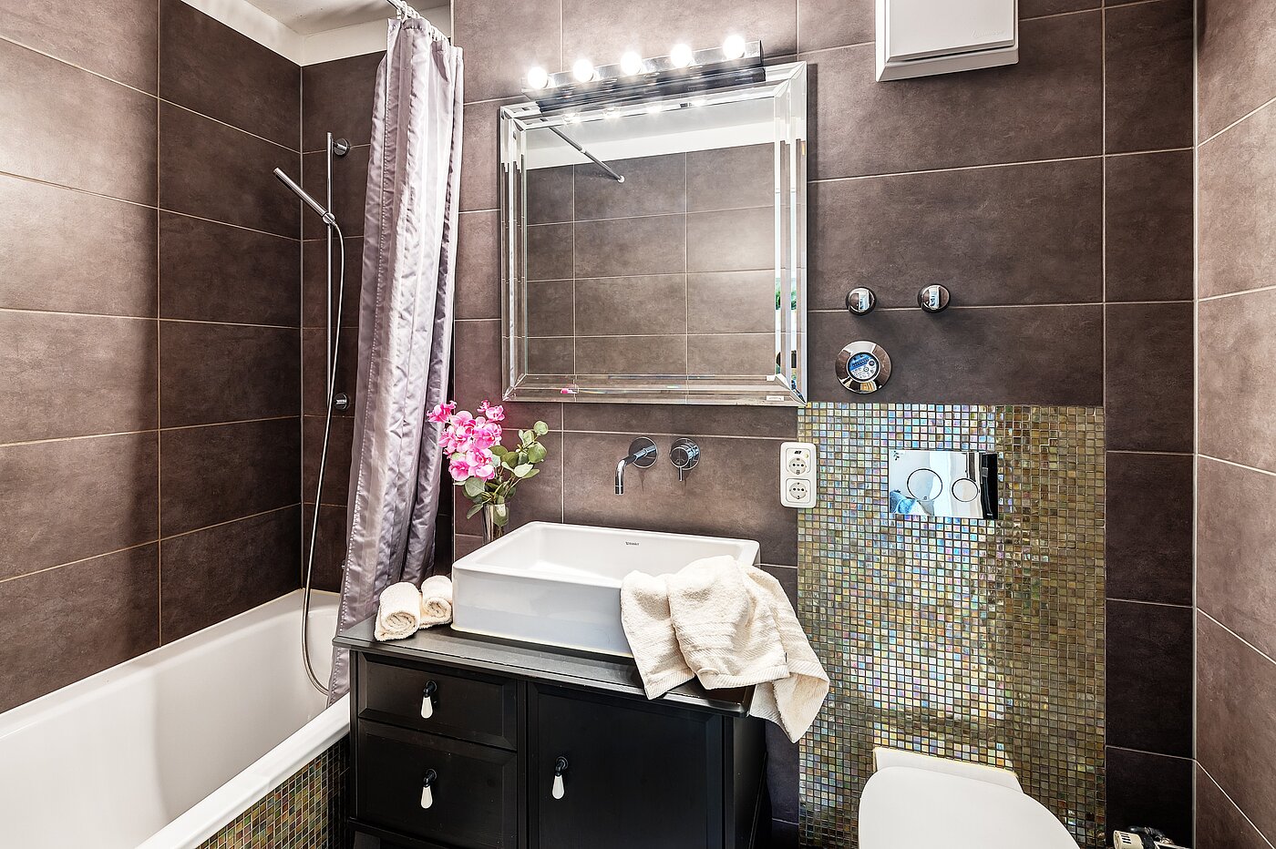 Etagenwohnung mit 1.5 Zimmern | München-Bogenhausen | 2203ML2 | ... mit Badewanne