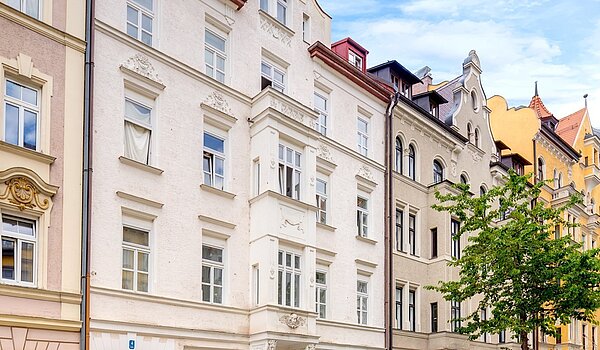 Dachgeschosswohnung mit 1 Zimmer | München-Sendling | 700402 | Vordergebäude unter Denkmalschutz
