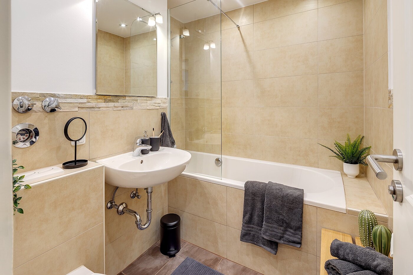 Etagenwohnung mit 2 Zimmern | München-Pasing | 2108ML1 | Geschmackvolles Bad...