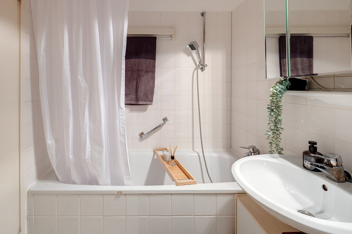 Etagenwohnung mit 2 Zimmern | München-Sendling-Westpark | 2204ML2 | ...mit Badewanne